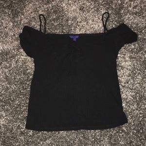 (SOLD) Aeropostale black off the shoulder shirt